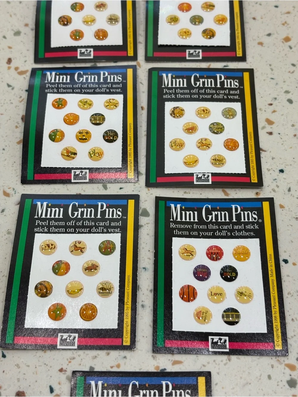 Vintage American Girl of Today Mini Grin Pins &‎ Collectible Buttons Lot 1990s